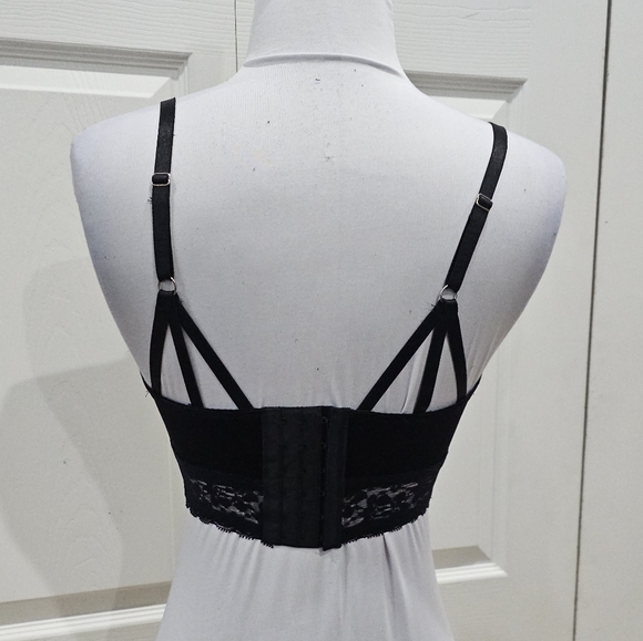 Vintage Hot Topic Goth Morbid Threads Black Lace Strappy Lingerie Bra Bustier S - Picture 6 of 13